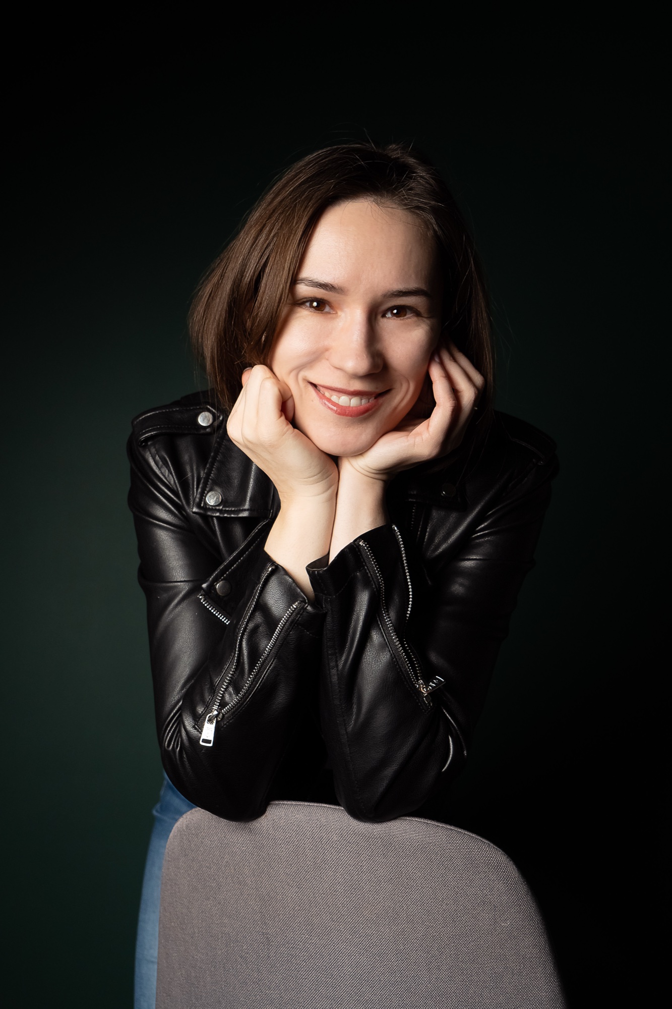 Beyond the Bench: One-on-One Editorial Portraiture for Emerging Scientific Leadership – Production Visual Asset #5