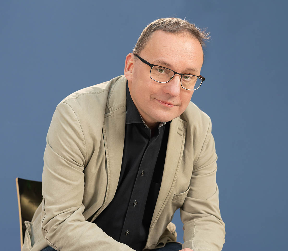 Cohesive Faculty Identity: Individual & Group Academic Portraiture – Production Visual Asset #2