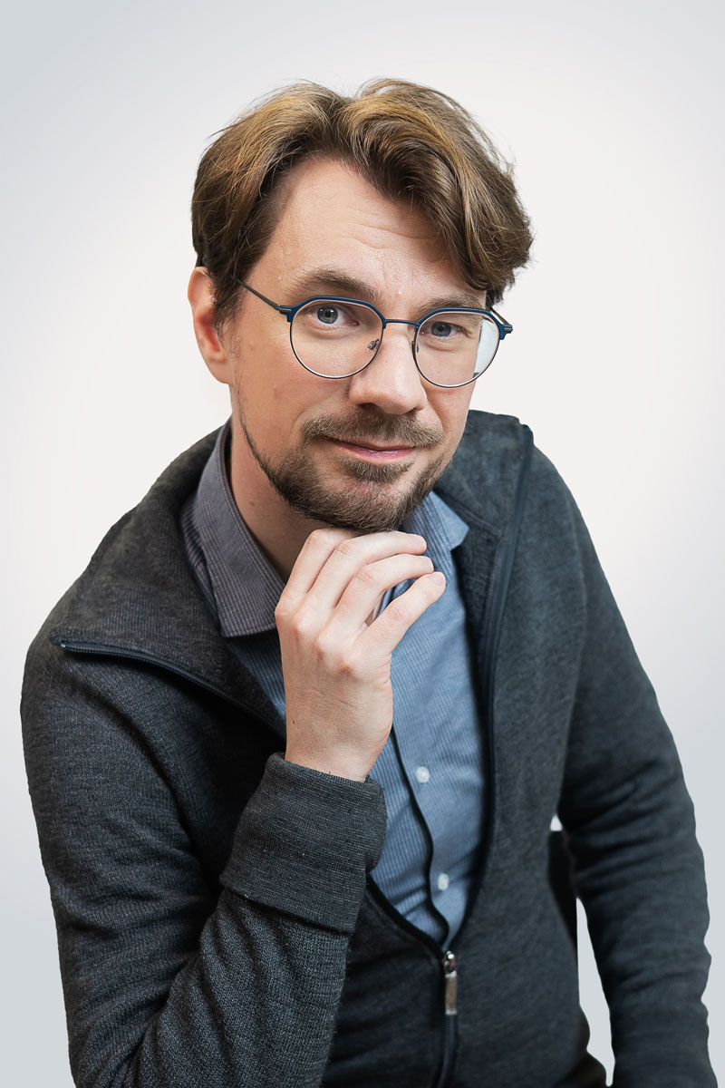 Cohesive Faculty Identity: Individual & Group Academic Portraiture – Production Visual Asset #8